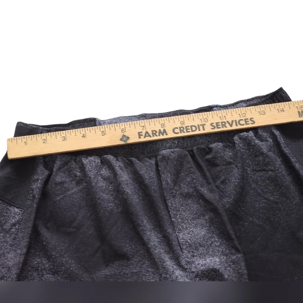 Lululemon Surge Black Sparkle Athletic Shorts Men's Size L